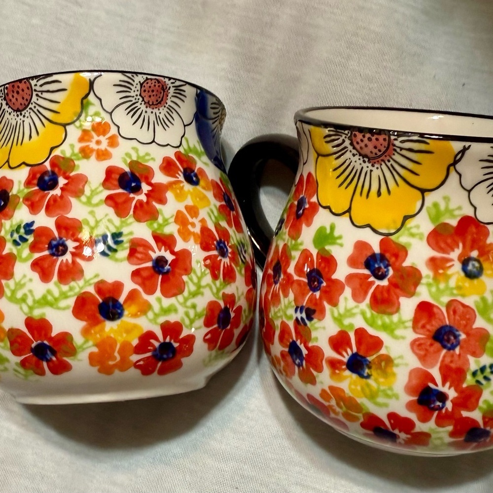 New Set Of Sister Wu Floral Ceramic Mugs - Red, Yellow, Green, Blue 17 OZ